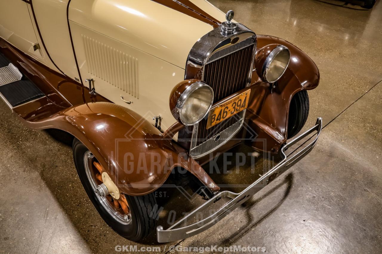 1928 Oldsmobile F-28