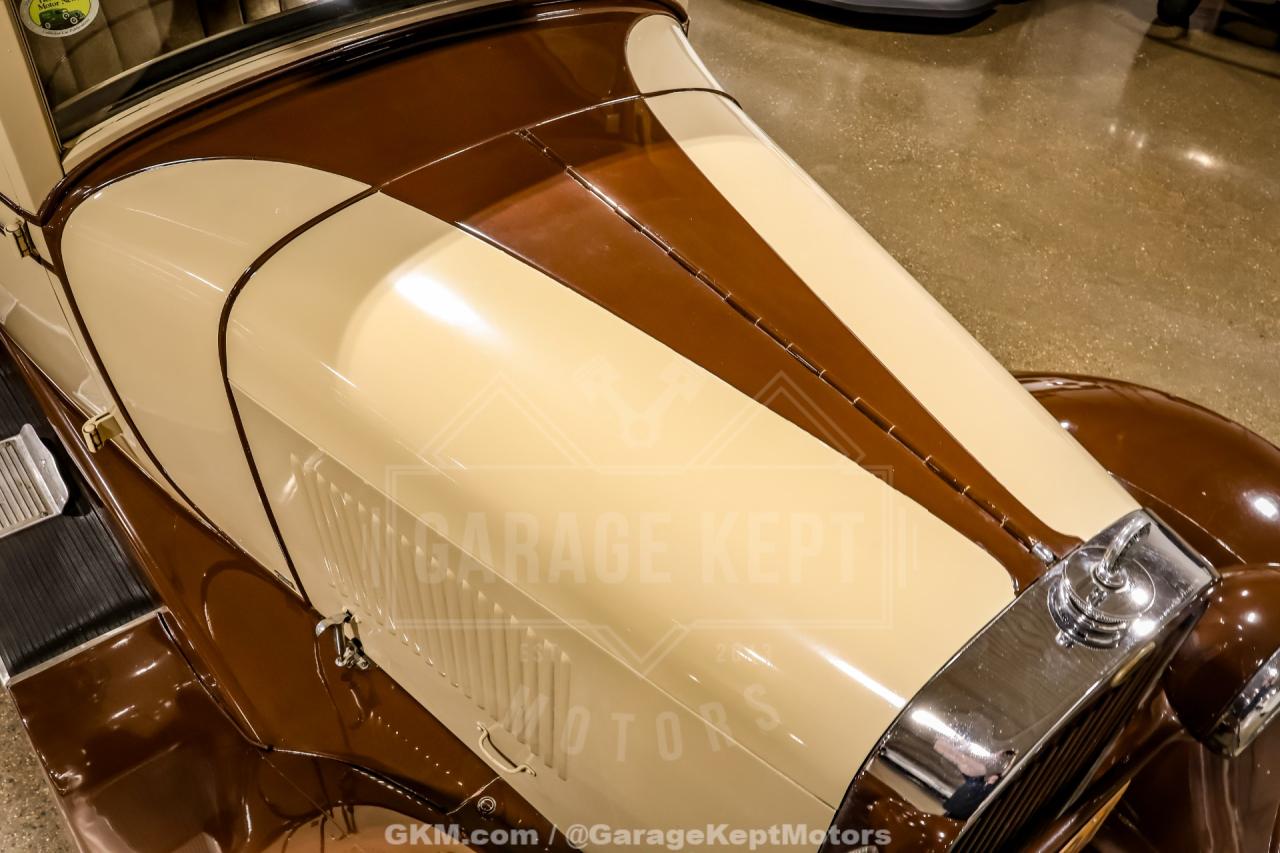 1928 Oldsmobile F-28