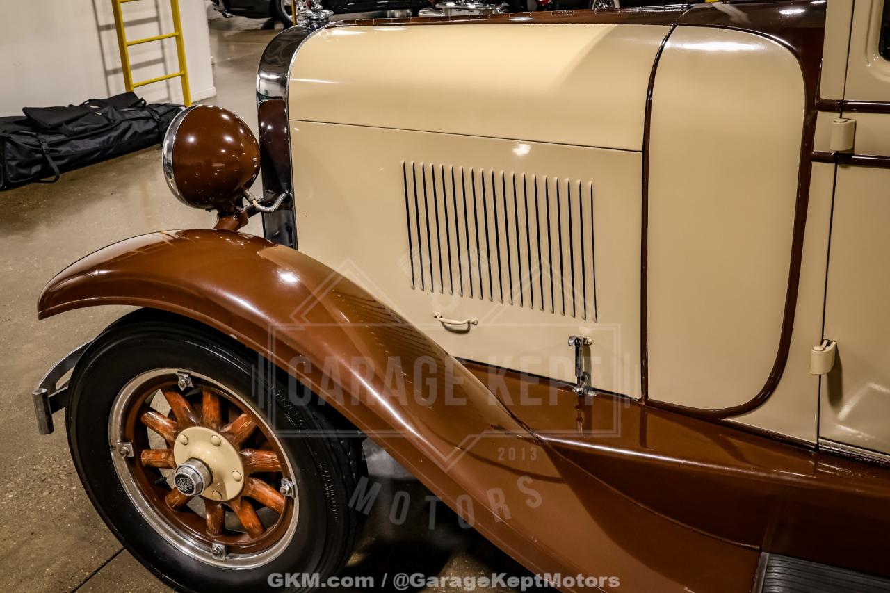 1928 Oldsmobile F-28