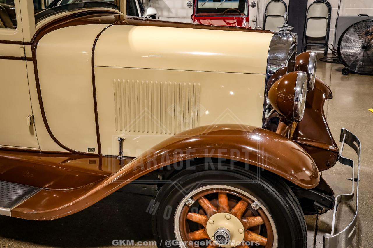 1928 Oldsmobile F-28