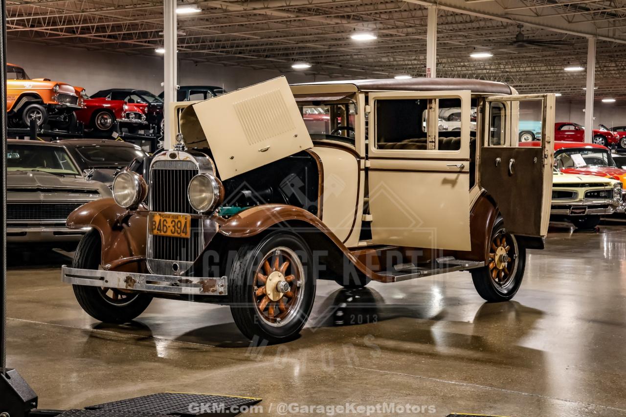 1928 Oldsmobile F-28