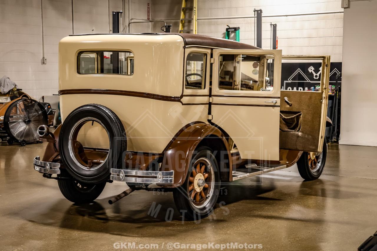 1928 Oldsmobile F-28