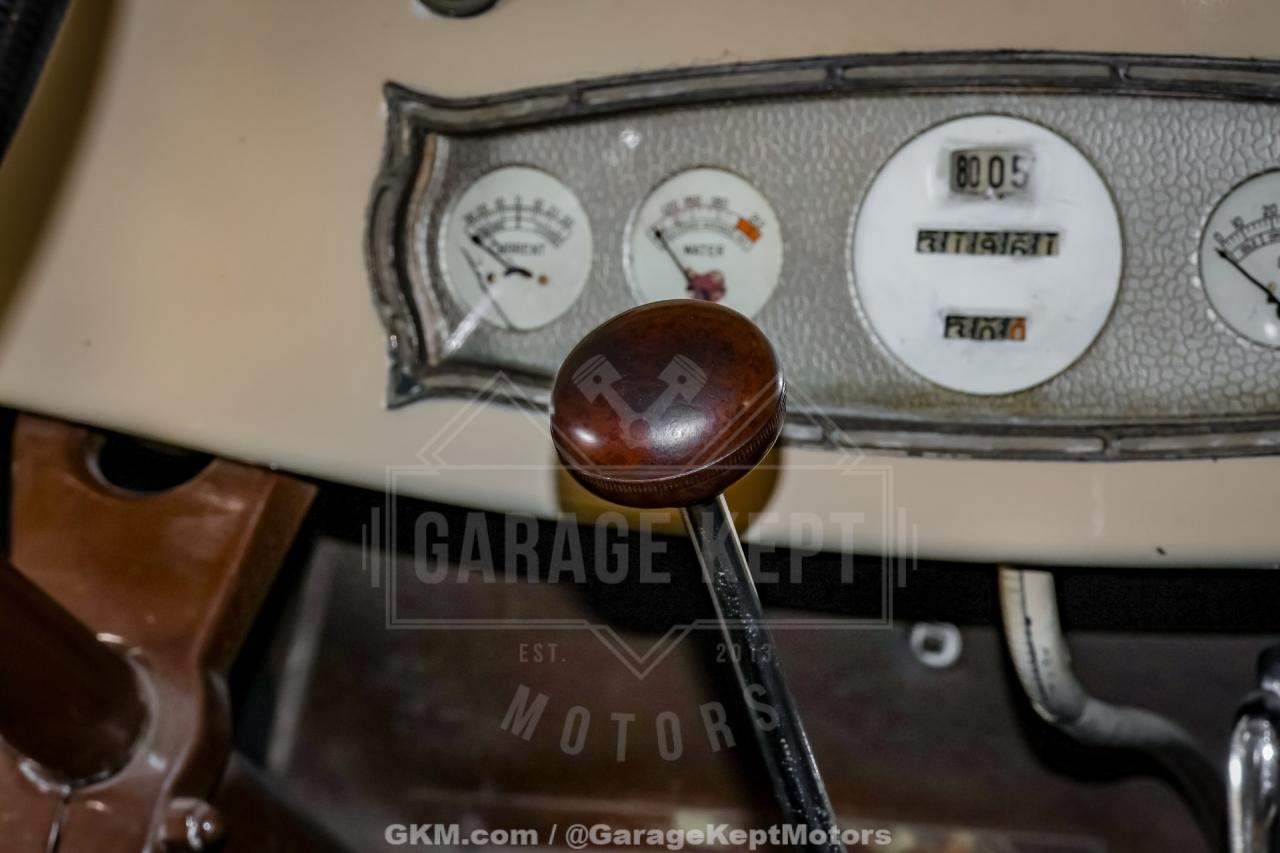 1928 Oldsmobile F-28