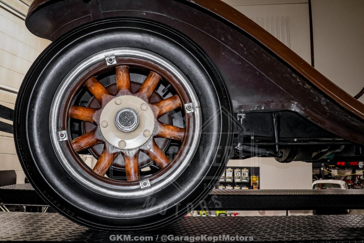 1928 Oldsmobile F-28