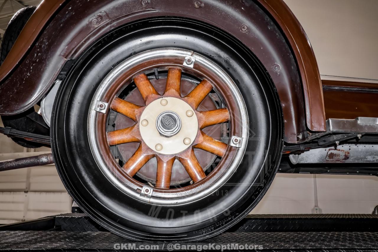 1928 Oldsmobile F-28