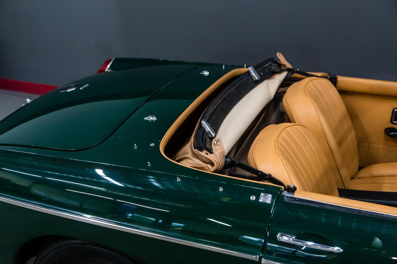 1974 MG MGB Roadster