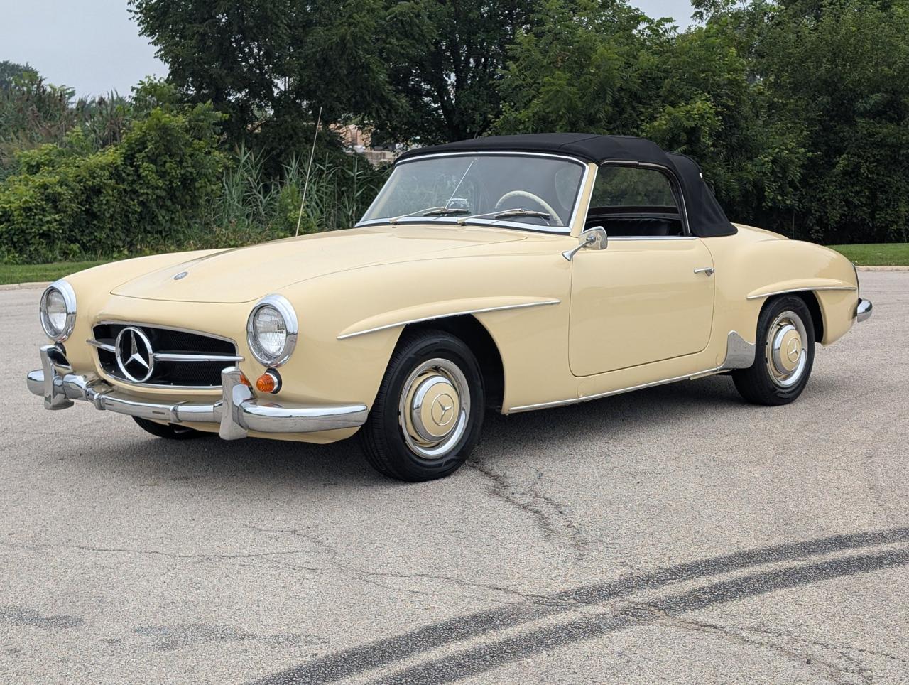1961 Mercedes - Benz 190SL