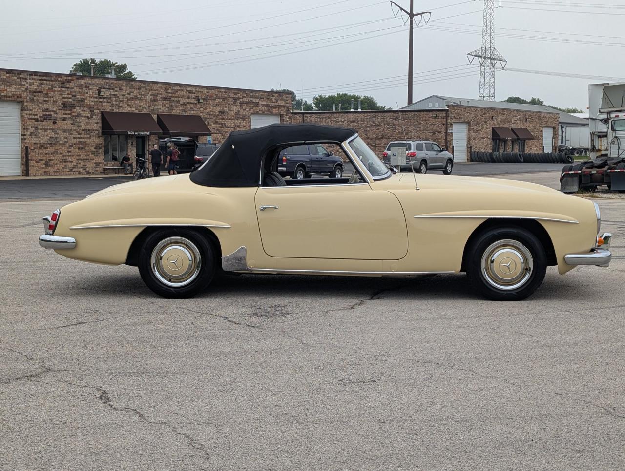 1961 Mercedes - Benz 190SL