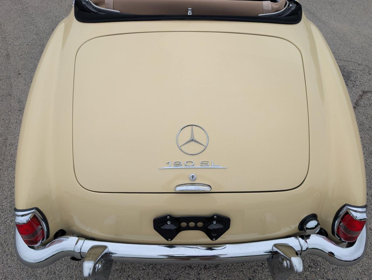 1961 Mercedes - Benz 190SL