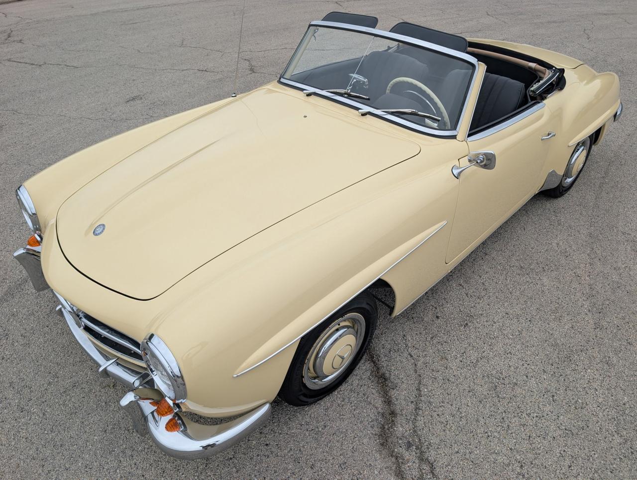 1961 Mercedes - Benz 190SL