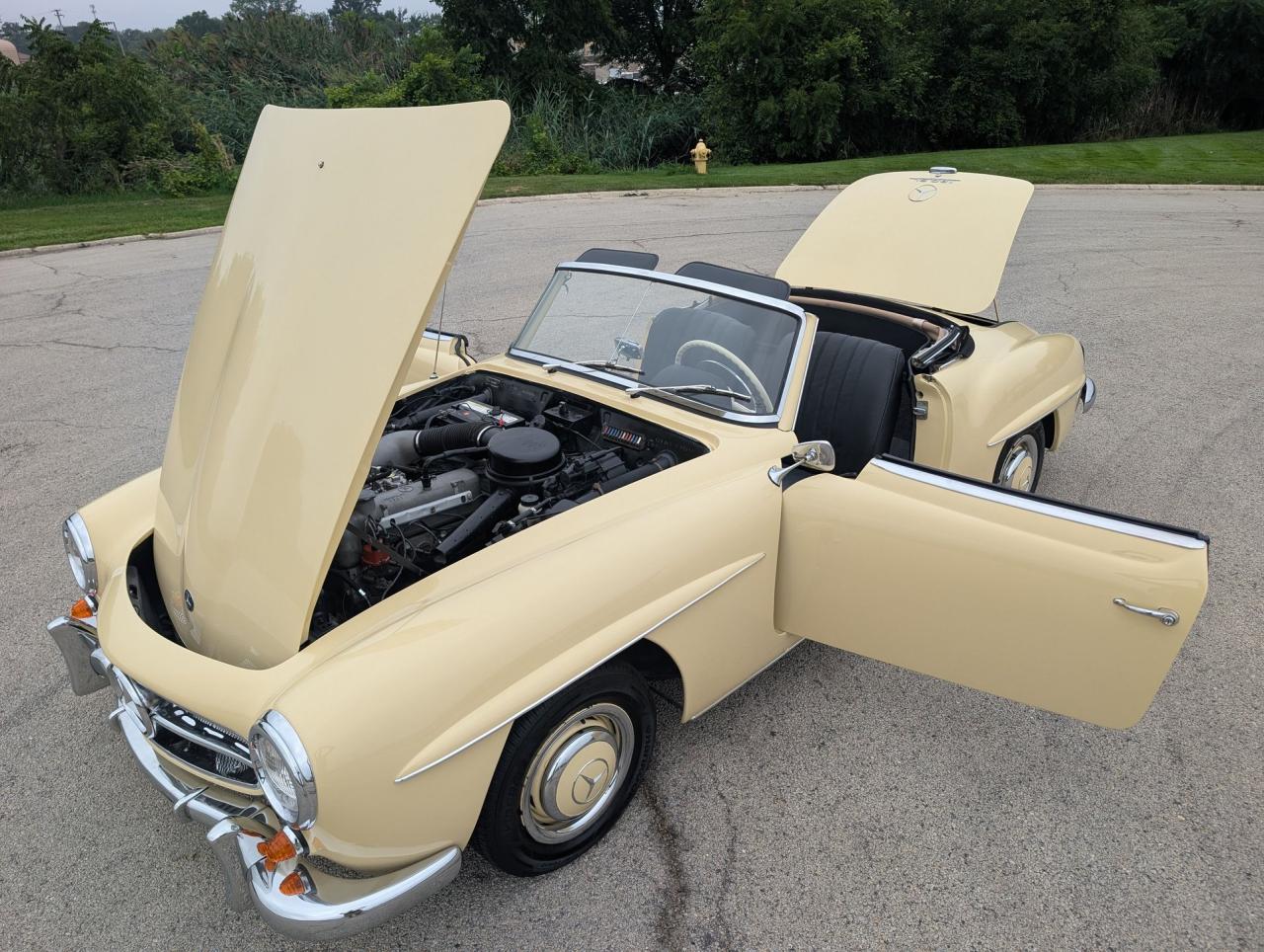 1961 Mercedes - Benz 190SL