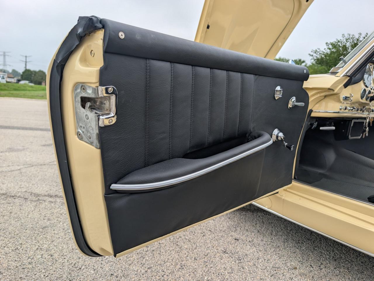 1961 Mercedes - Benz 190SL