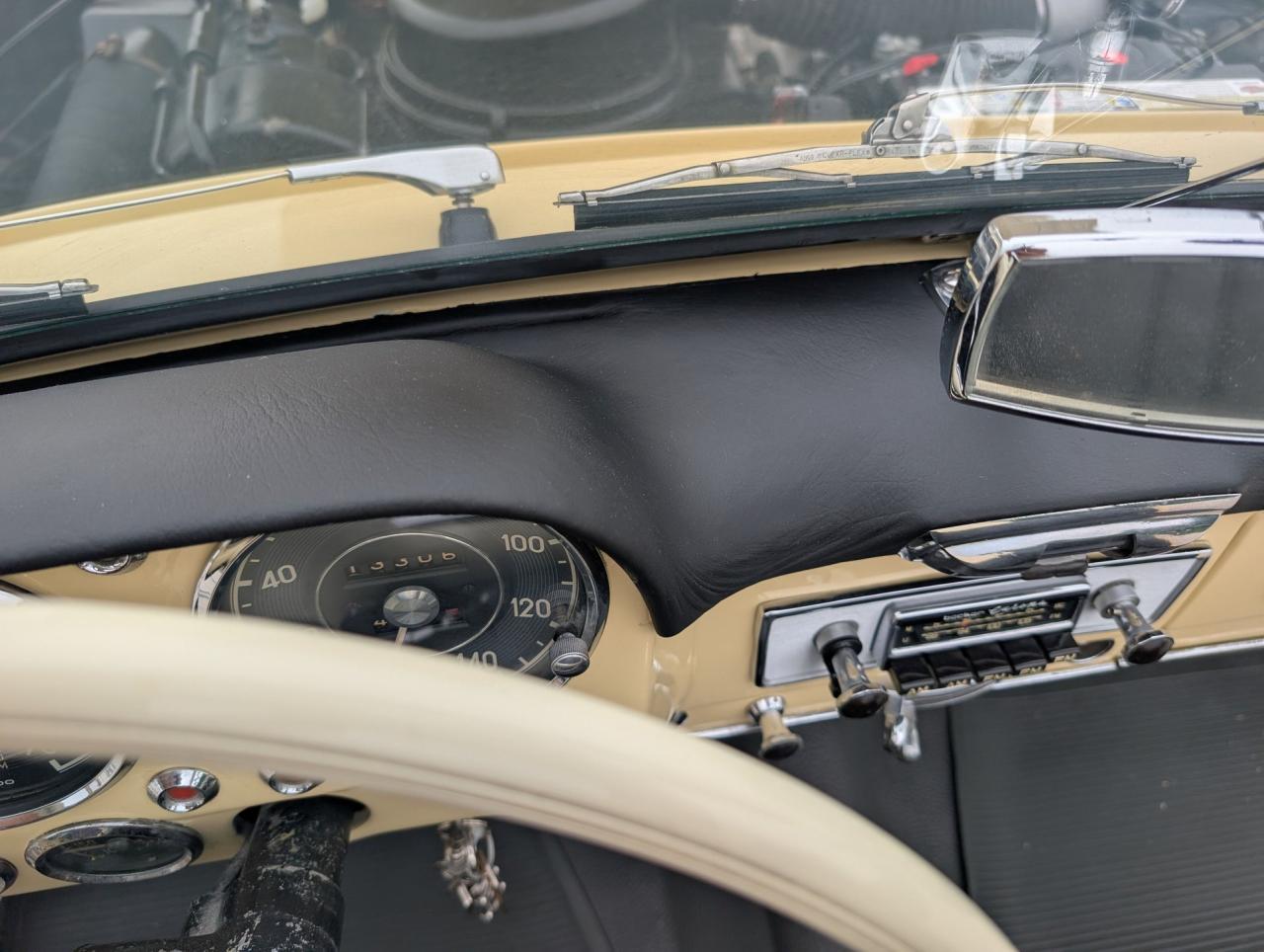 1961 Mercedes - Benz 190SL