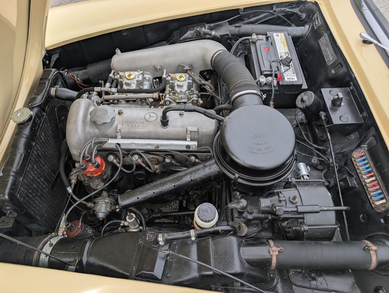1961 Mercedes - Benz 190SL