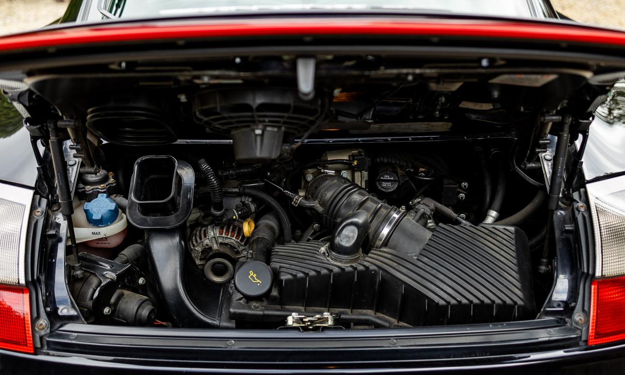 2002 Porsche 911/996 Carrera 4S