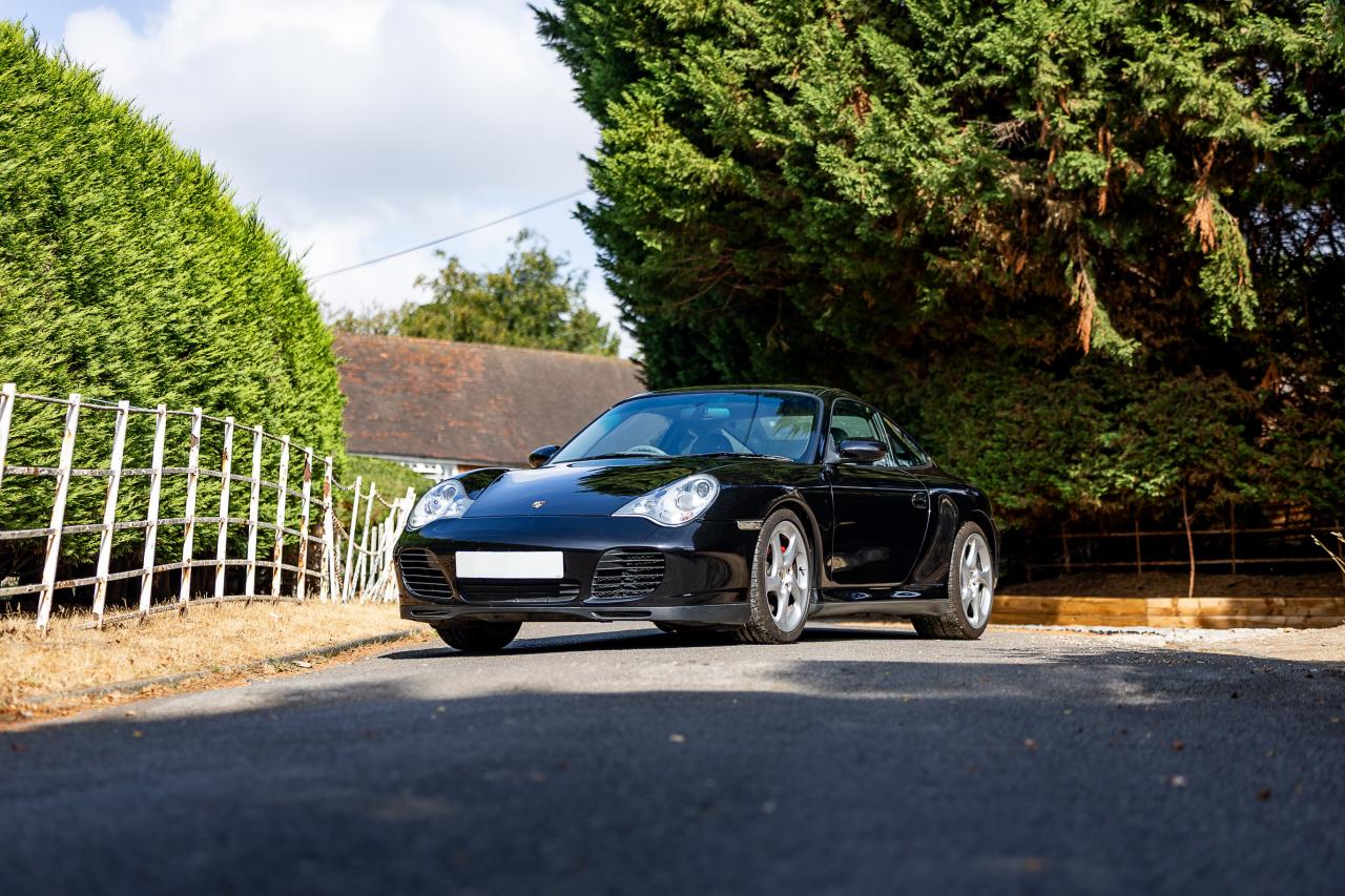 2002 Porsche 911/996 Carrera 4S