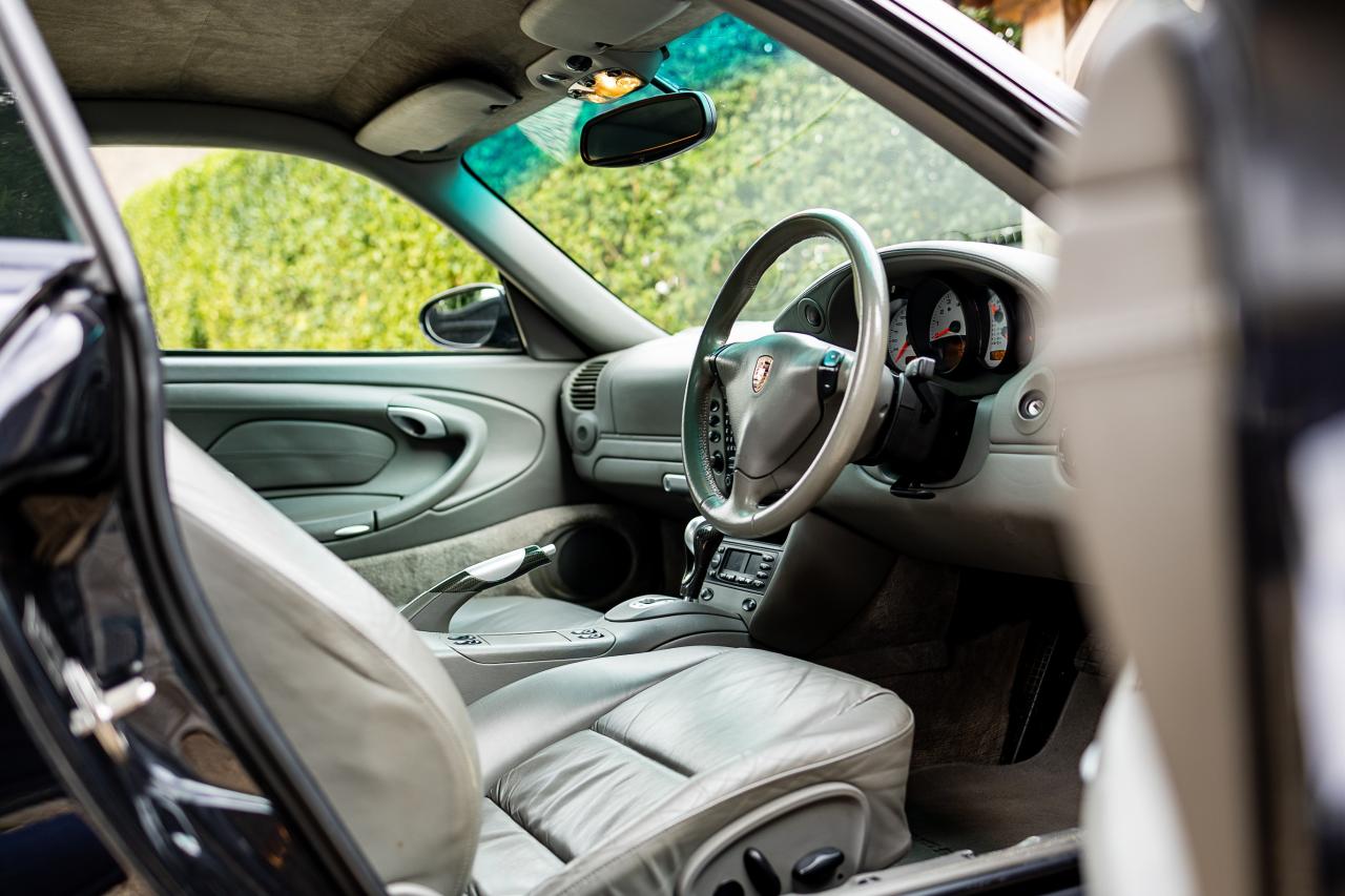2002 Porsche 911/996 Carrera 4S