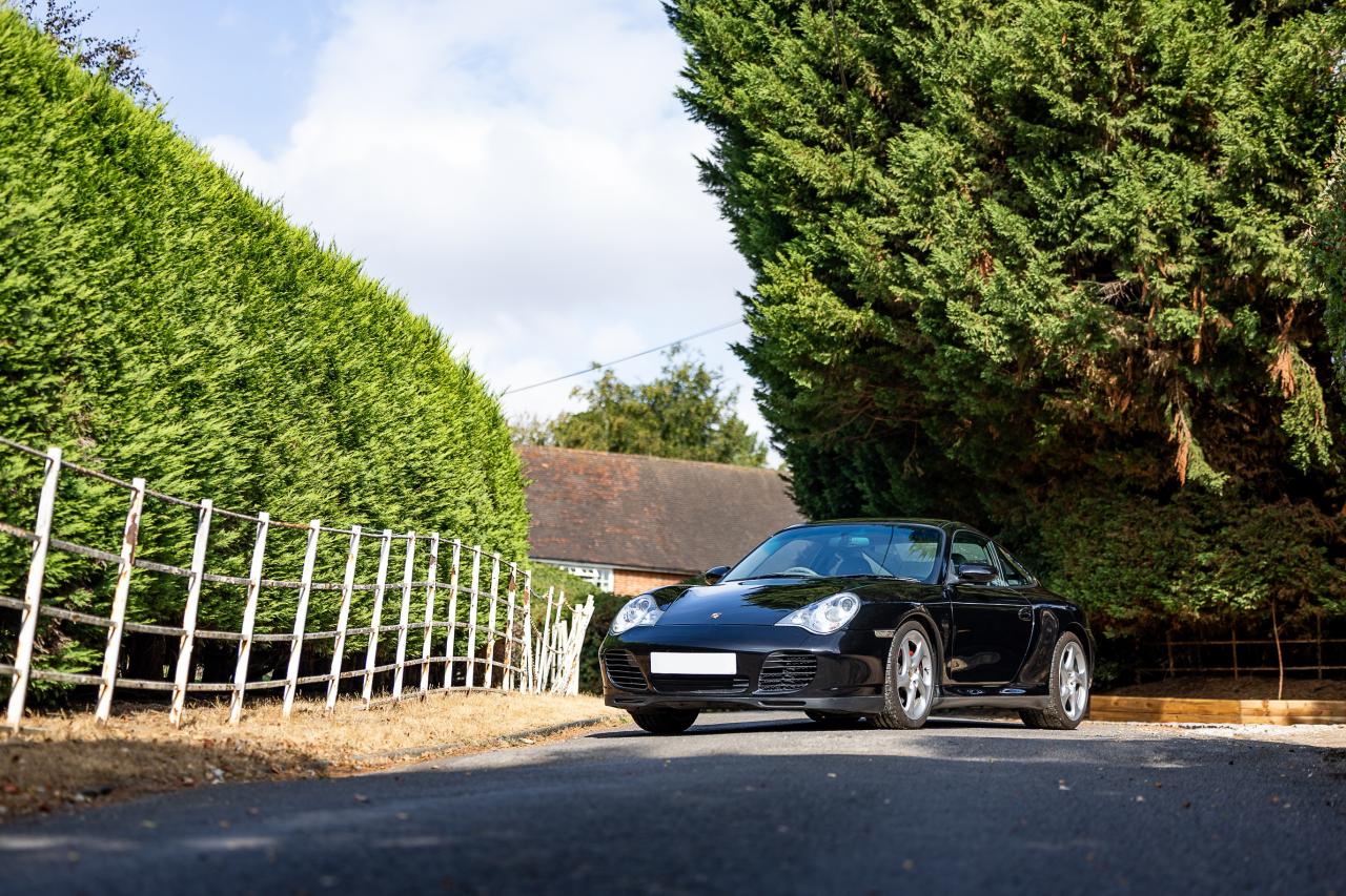2002 Porsche 911/996 Carrera 4S