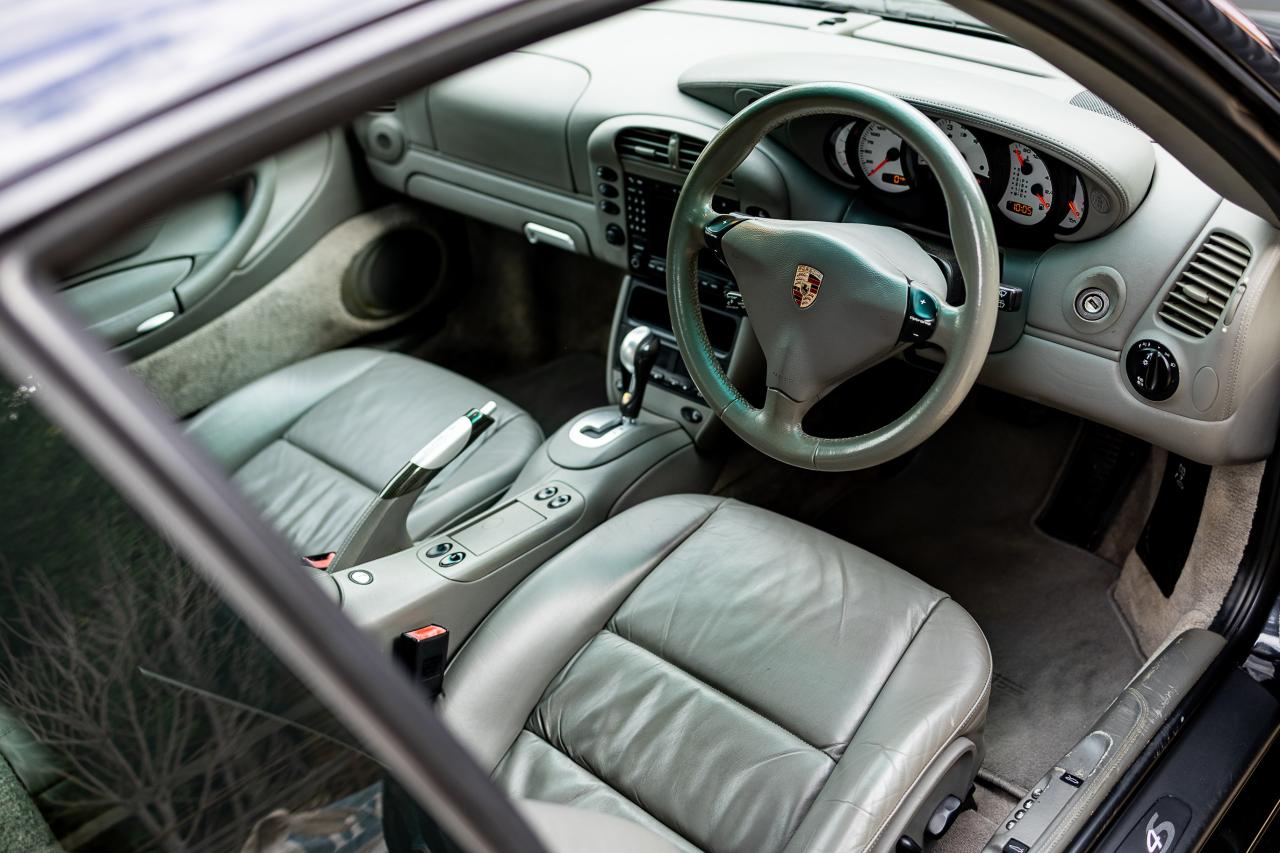 2002 Porsche 911/996 Carrera 4S