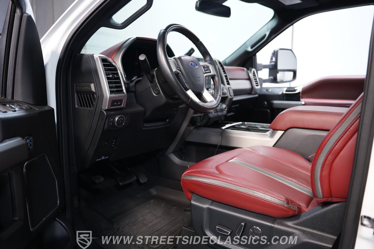 2021 Ford F-350  Platinum Crew Cab 4X4
