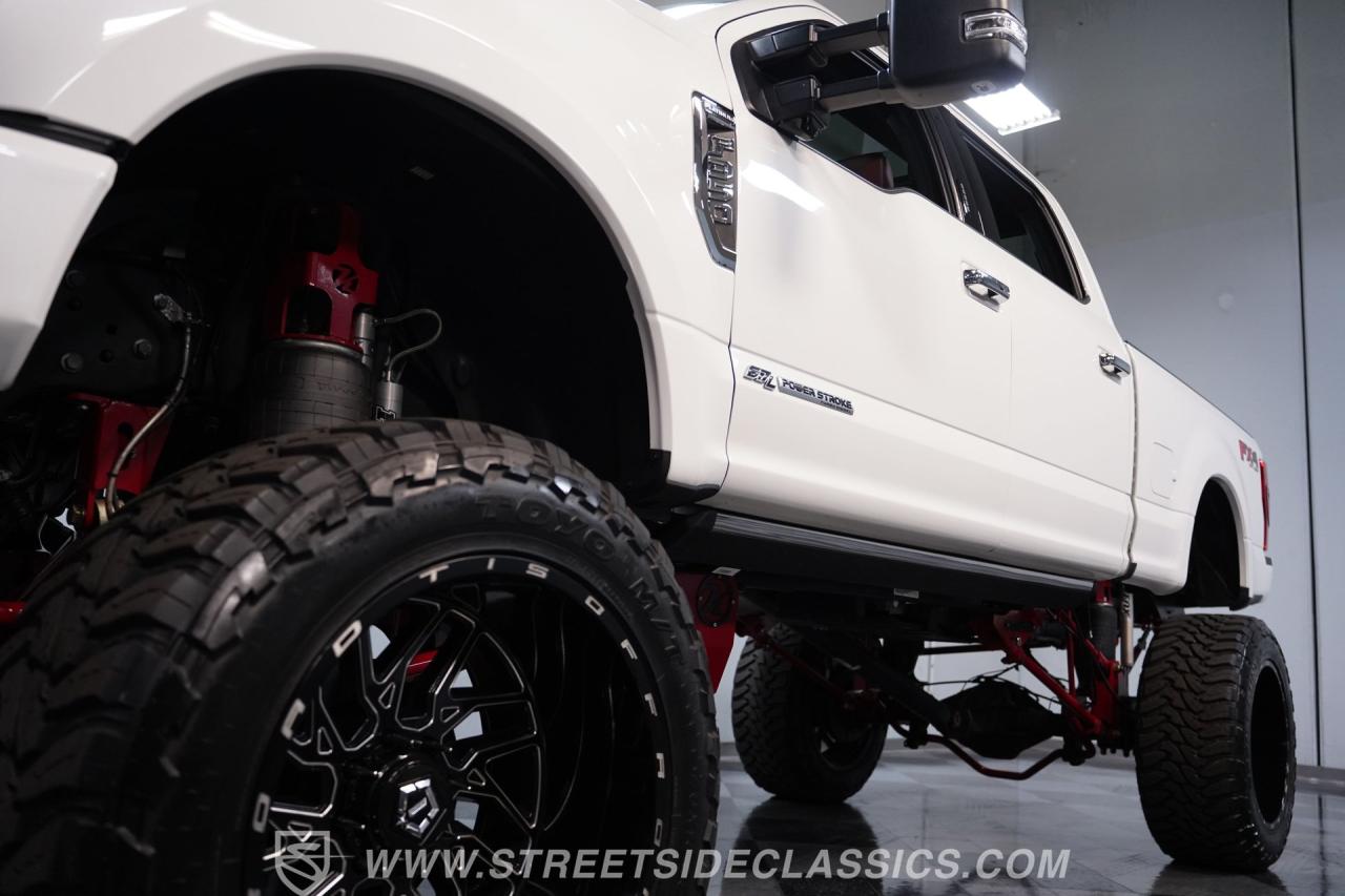 2021 Ford F-350  Platinum Crew Cab 4X4