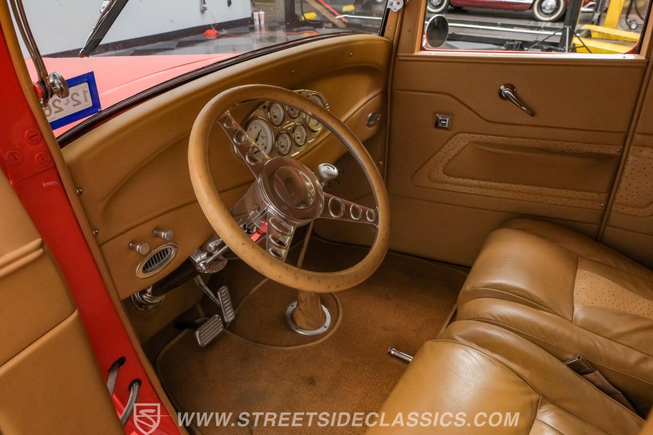 1932 Ford 5-Window Coupe Streetrod