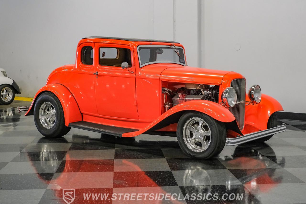 1932 Ford 5-Window Coupe Streetrod