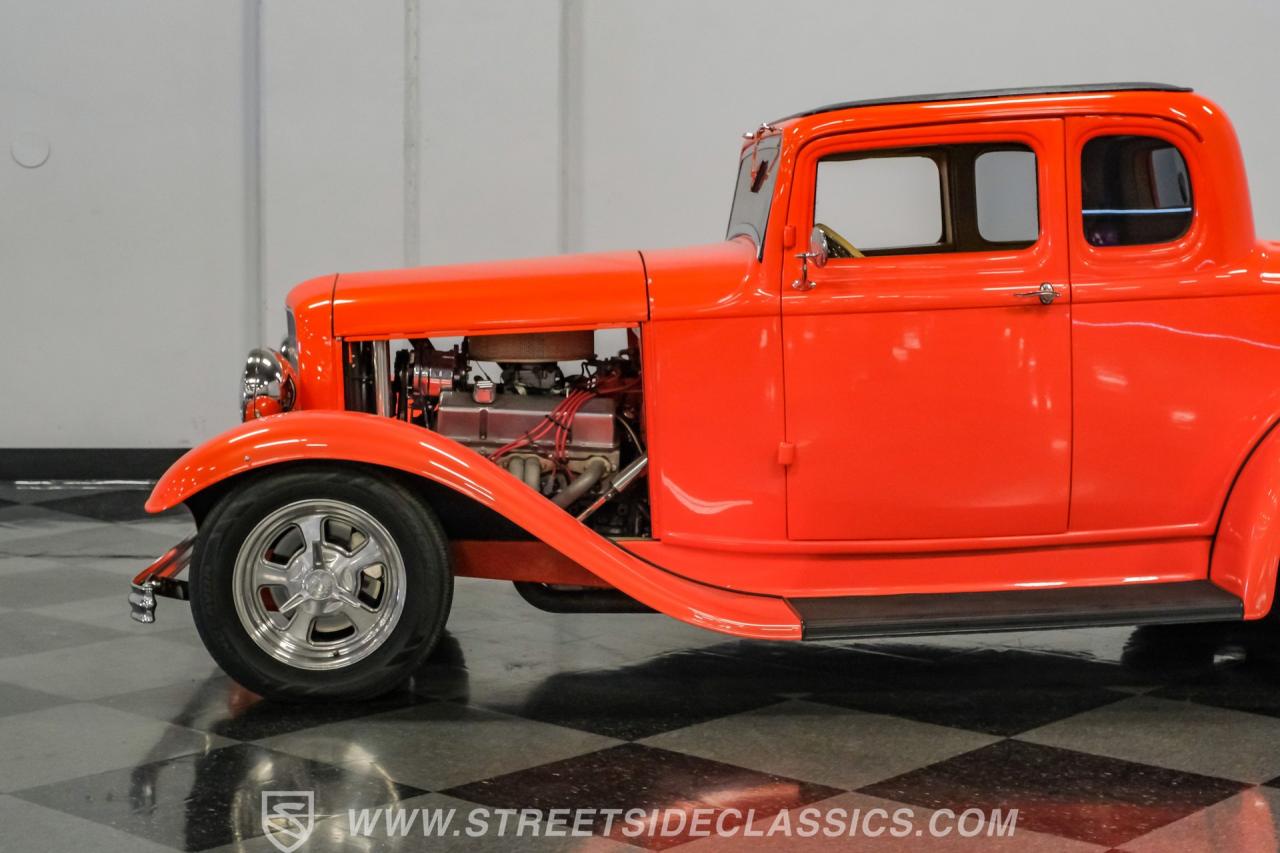 1932 Ford 5-Window Coupe Streetrod