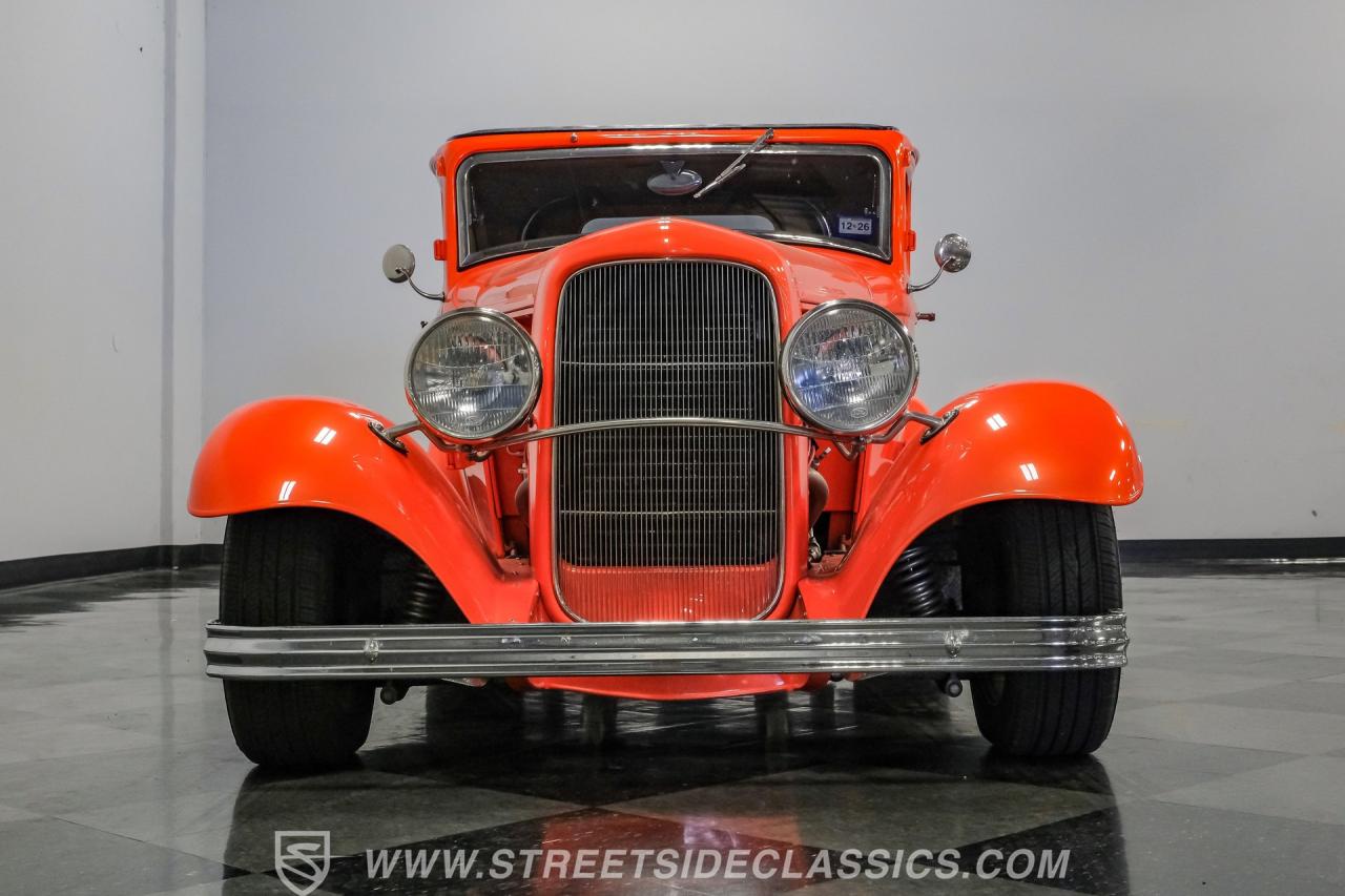 1932 Ford 5-Window Coupe Streetrod