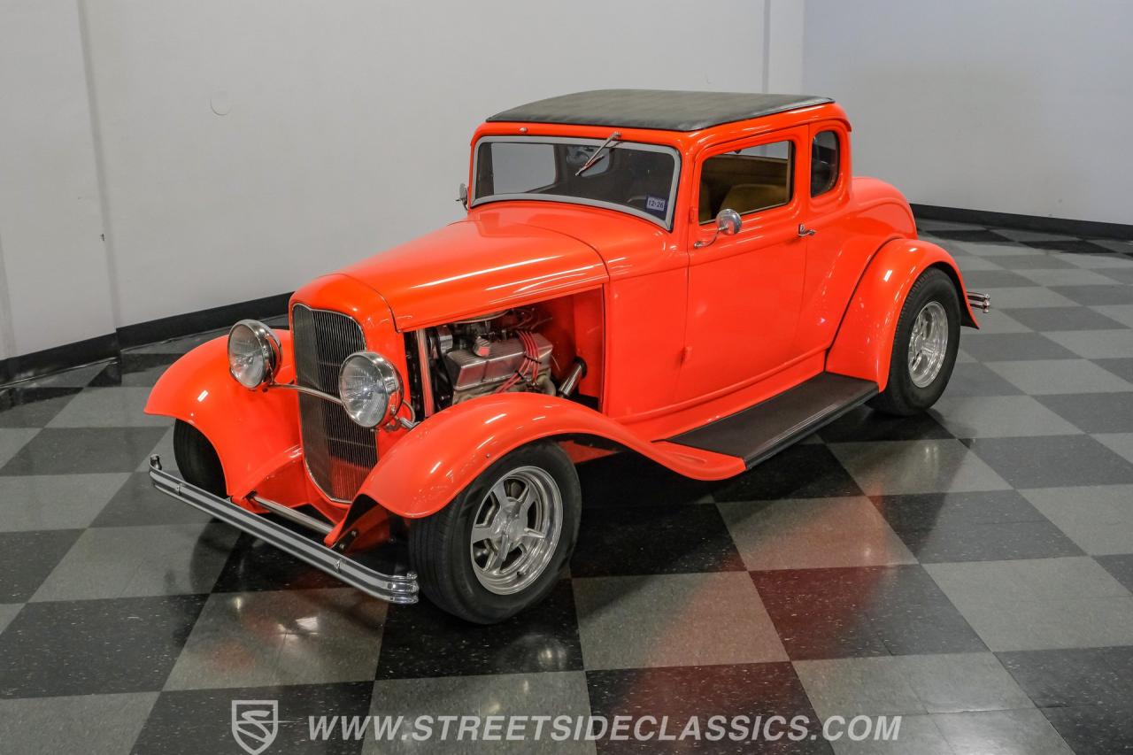 1932 Ford 5-Window Coupe Streetrod