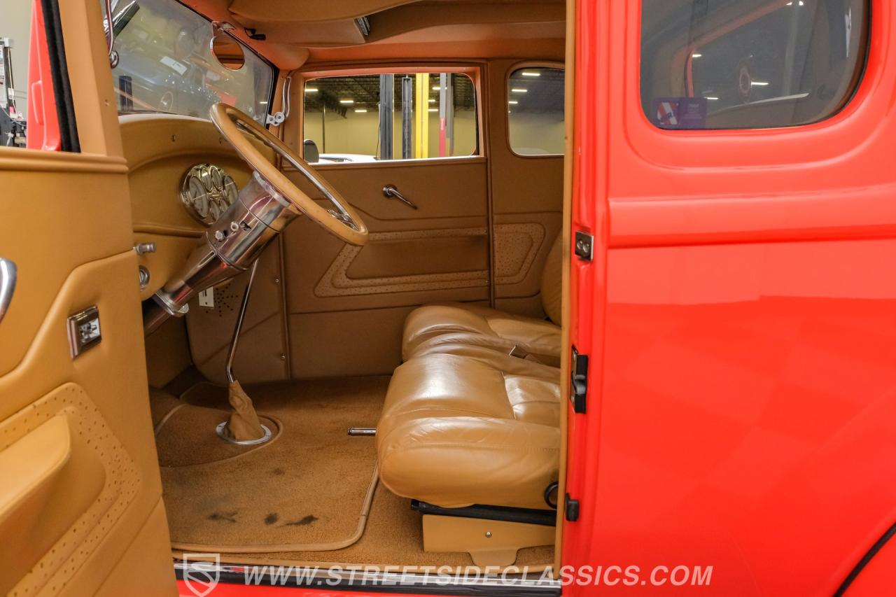 1932 Ford 5-Window Coupe Streetrod