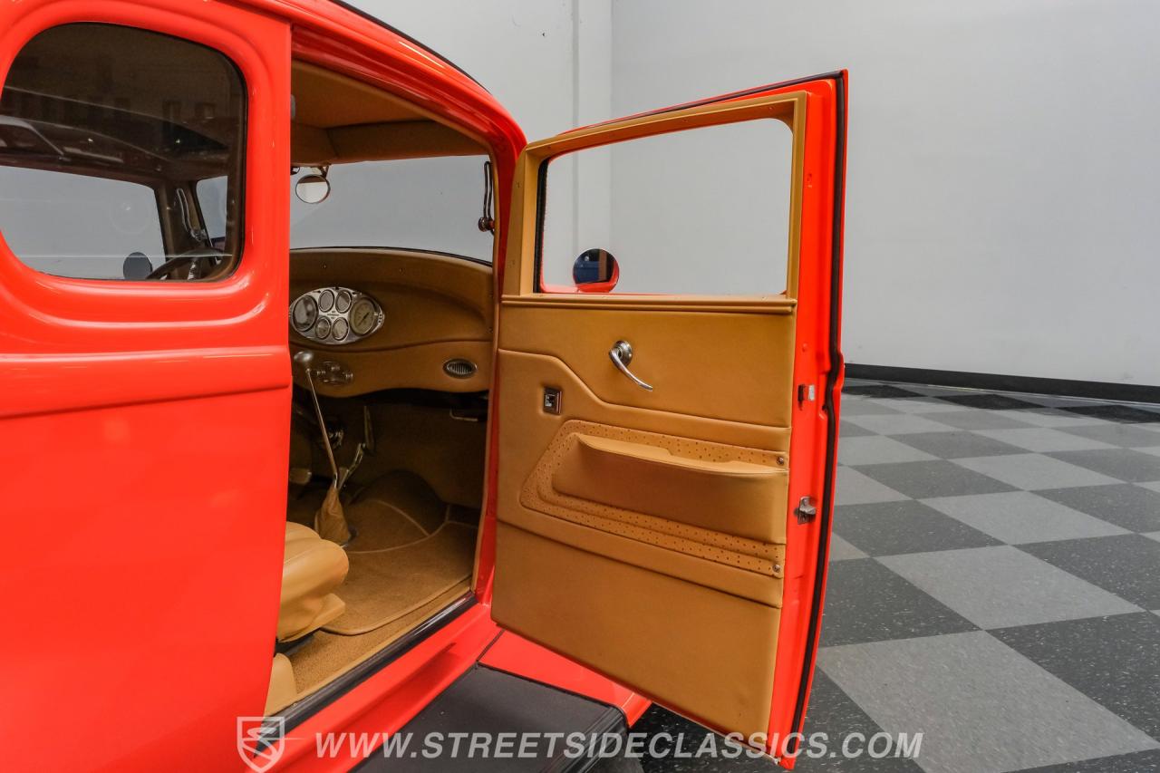 1932 Ford 5-Window Coupe Streetrod