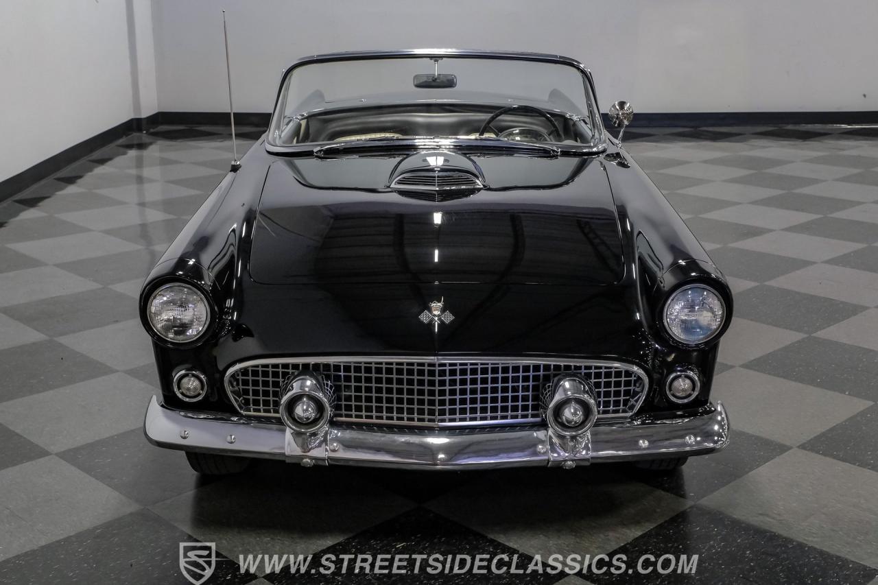1955 Ford Thunderbird
