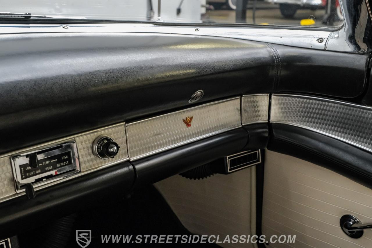 1955 Ford Thunderbird