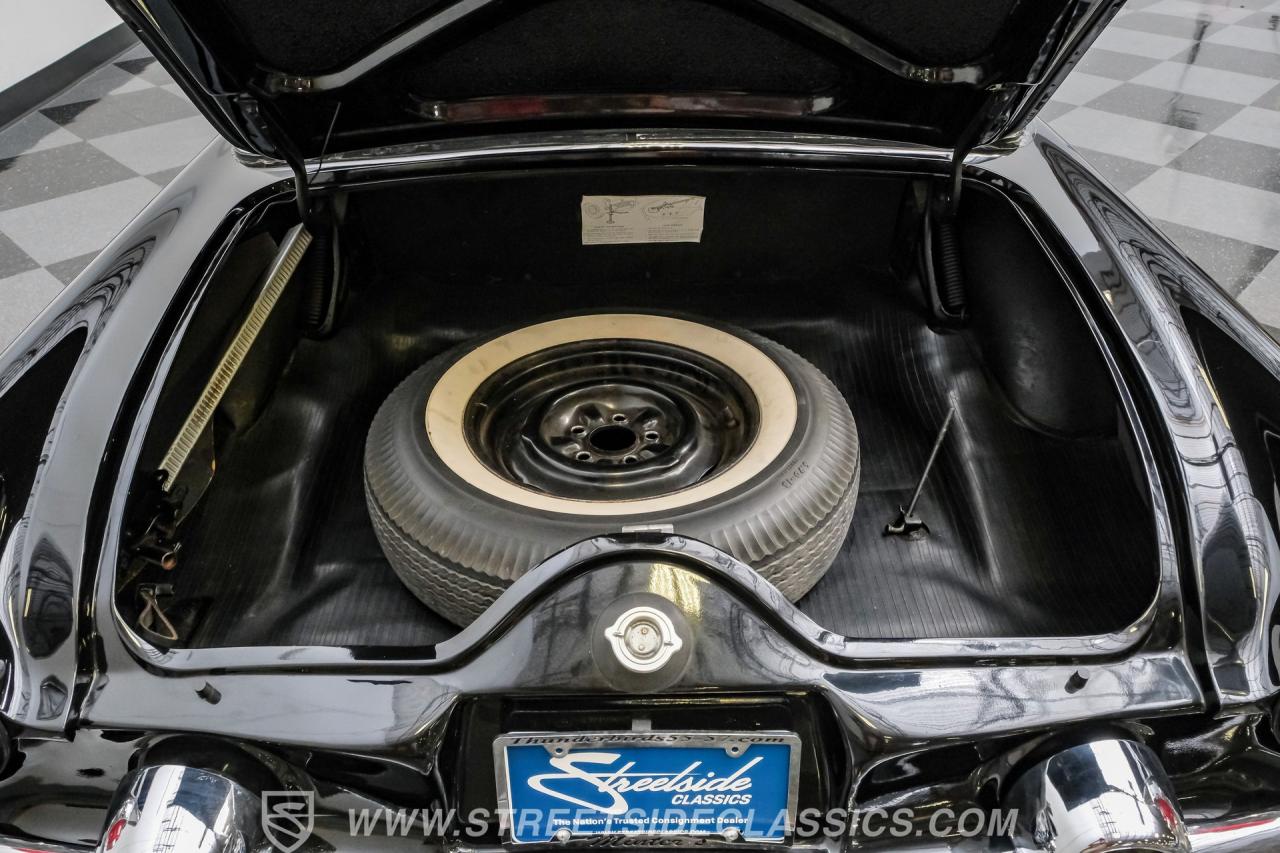 1955 Ford Thunderbird