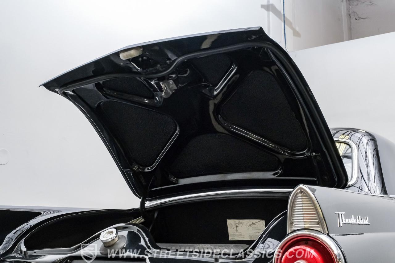 1955 Ford Thunderbird