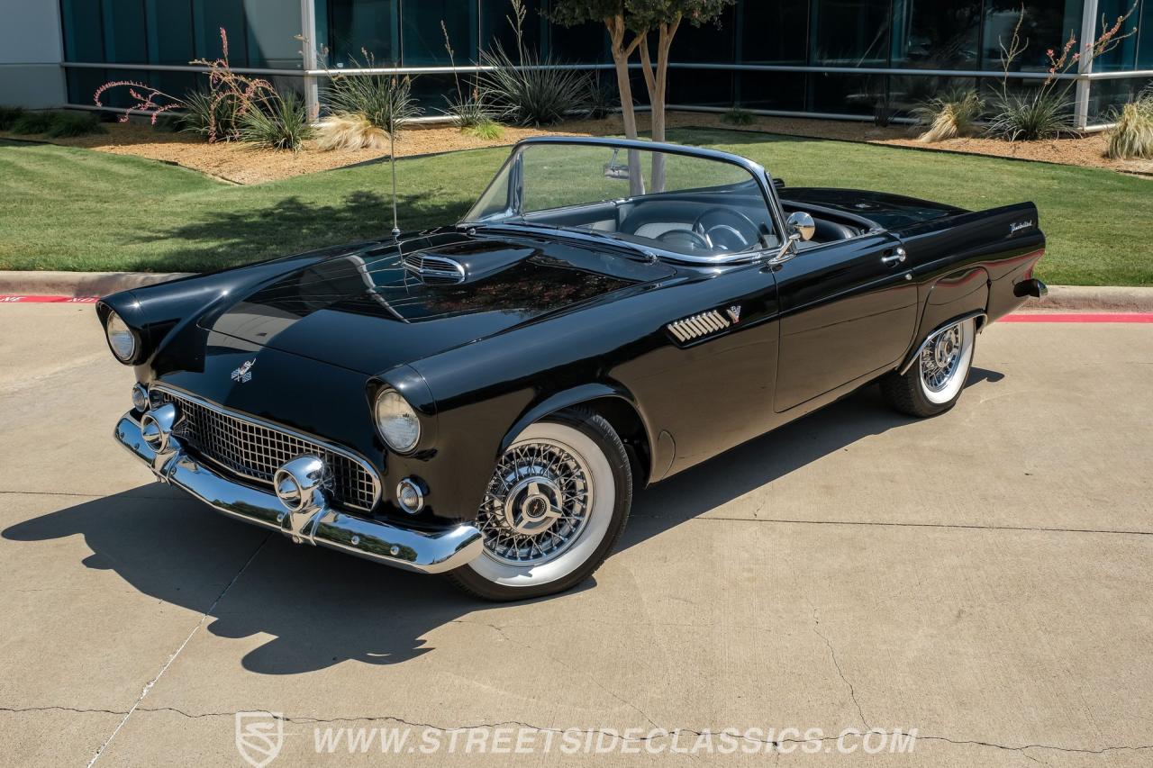 1955 Ford Thunderbird