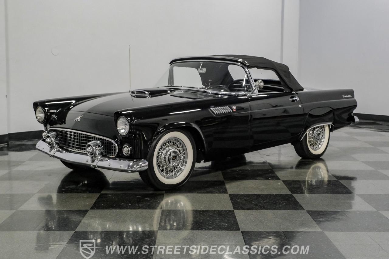 1955 Ford Thunderbird