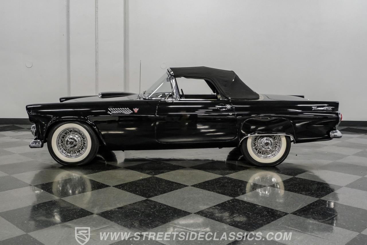 1955 Ford Thunderbird