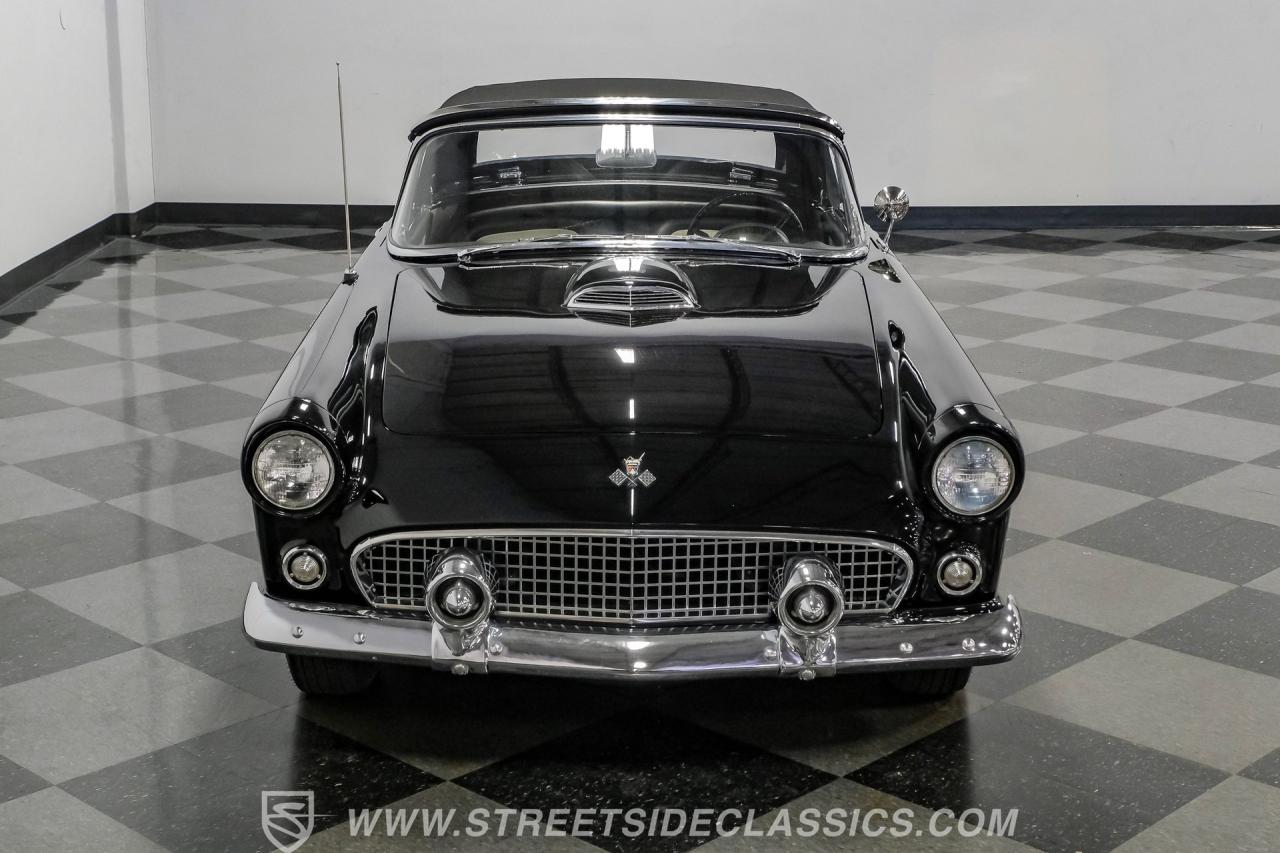 1955 Ford Thunderbird