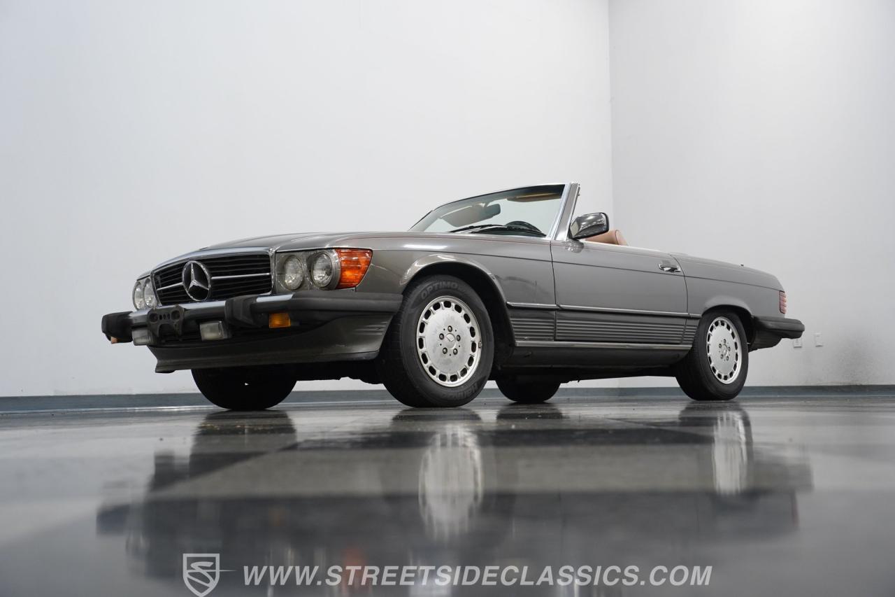 1986 Mercedes - Benz 560SL
