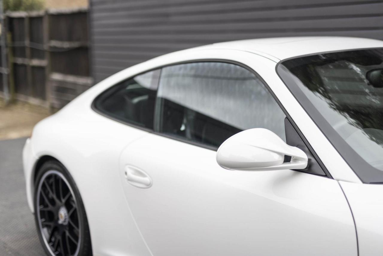 2011 Porsche 911 (997.2) CARRERA GTS PDK COUPE