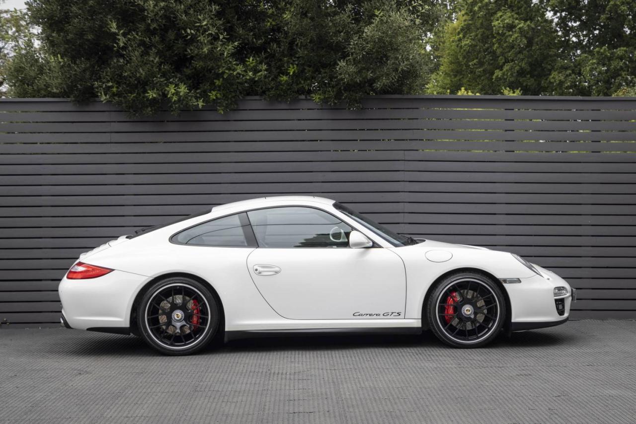 2011 Porsche 911 (997.2) CARRERA GTS PDK COUPE