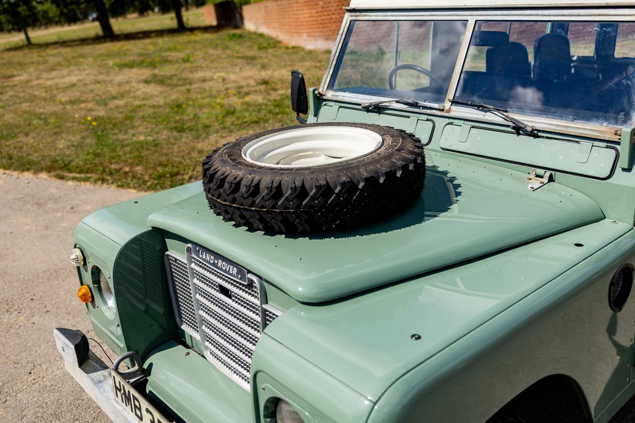 1978 Land Rover Series III 88 Factory Station Wagon