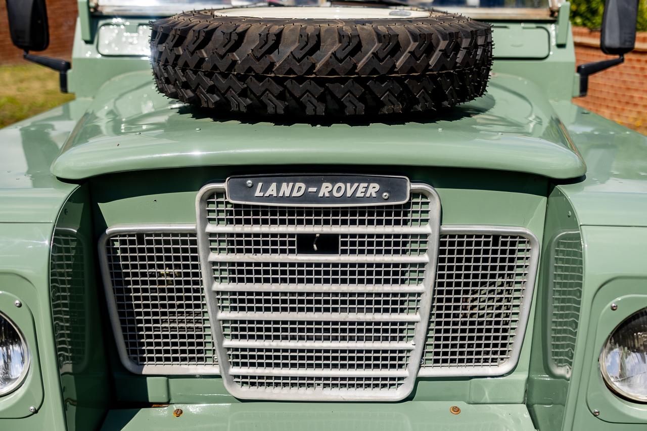 1978 Land Rover Series III 88 Factory Station Wagon