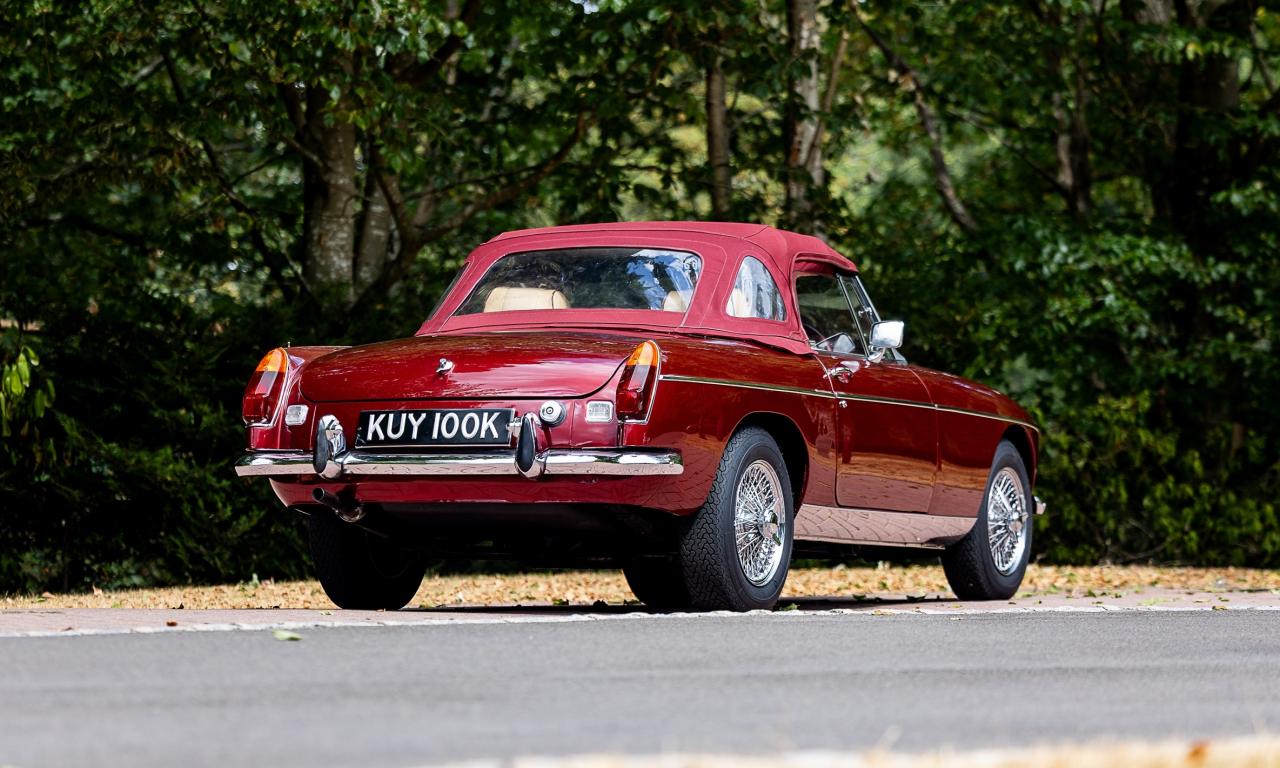 1971 MG B