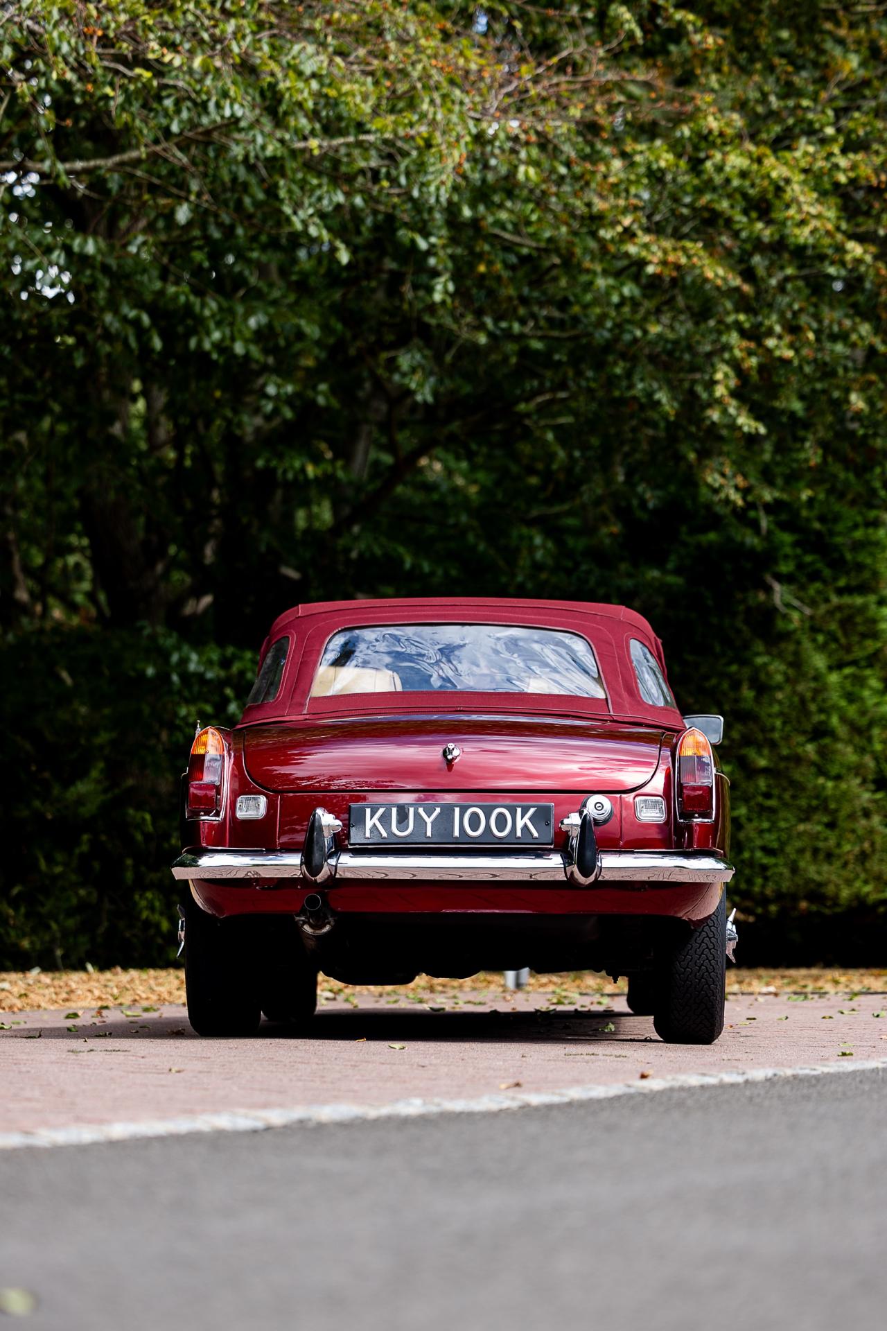 1971 MG B