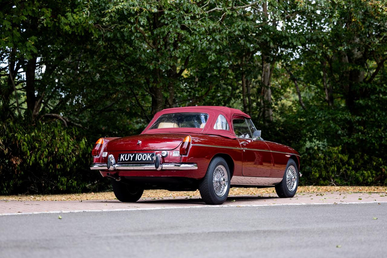1971 MG B