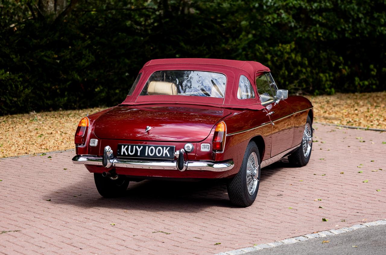 1971 MG B