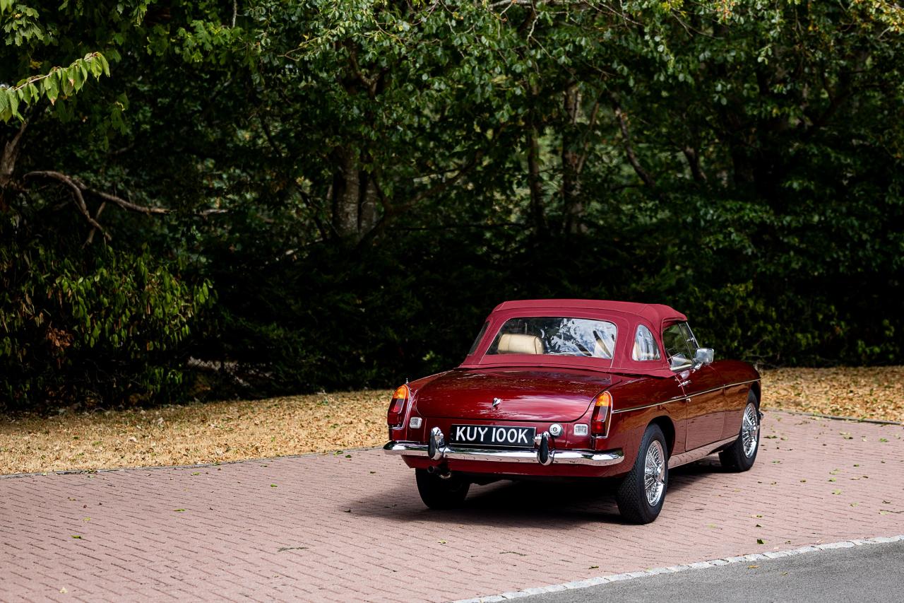 1971 MG B